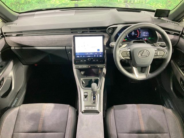 Lexus LBX 2