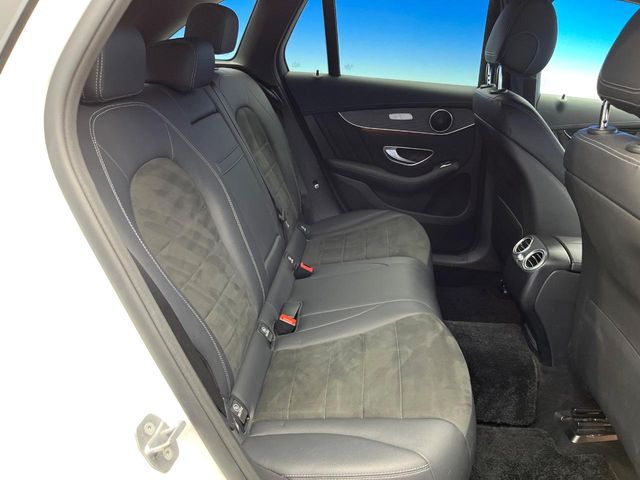 Mercedes-Benz GLC 10