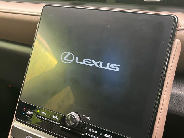 Lexus LBX 3
