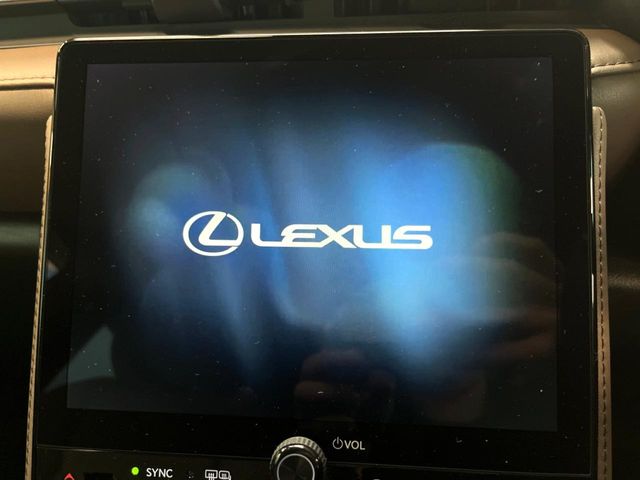 Lexus LBX 3