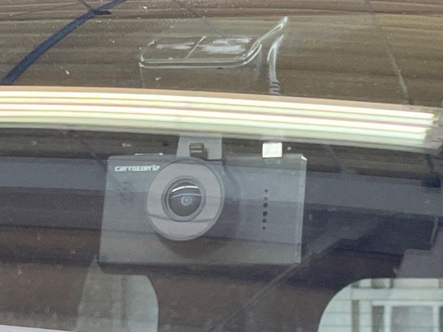 Toyota Voxy 9
