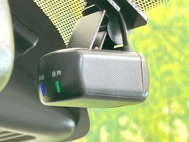 Mitsubishi eK X 6