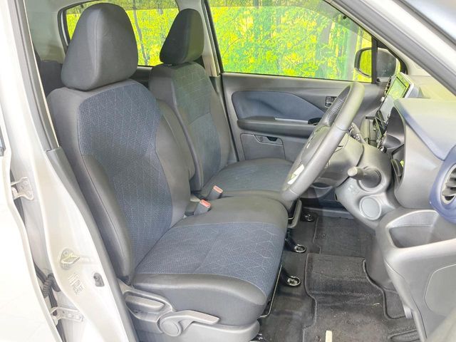Mitsubishi eK X 8