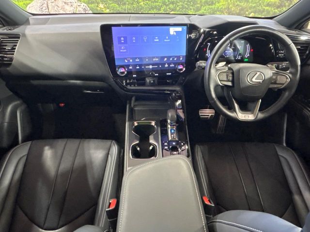 Lexus NX 2