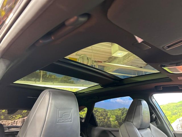 Lexus NX 3