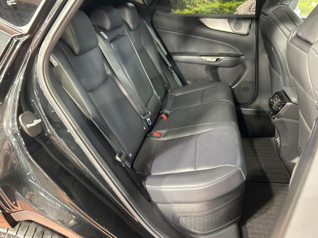 Lexus NX 8