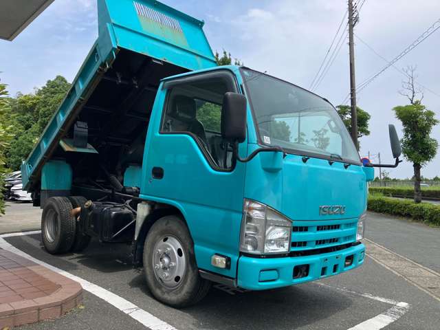 Isuzu Elf 8