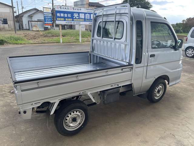 Daihatsu Hijet Truck 9