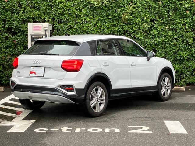 Audi Q2 4