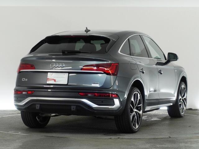 Audi Q5 Sportback 5