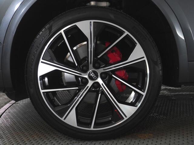 Audi Q5 Sportback 8