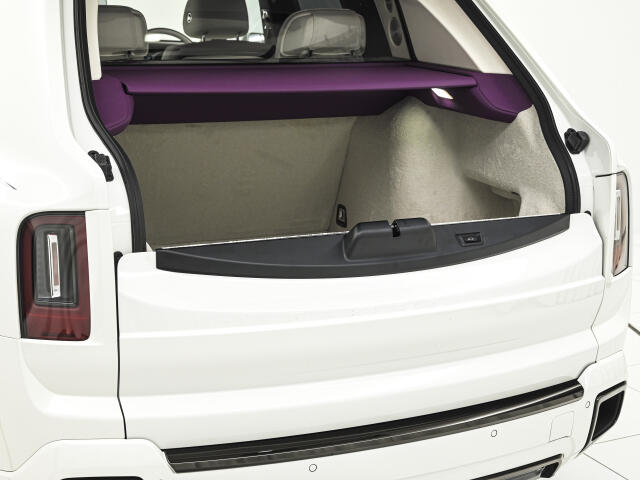 Rolls-Royce ブラックバッジカリナン 11