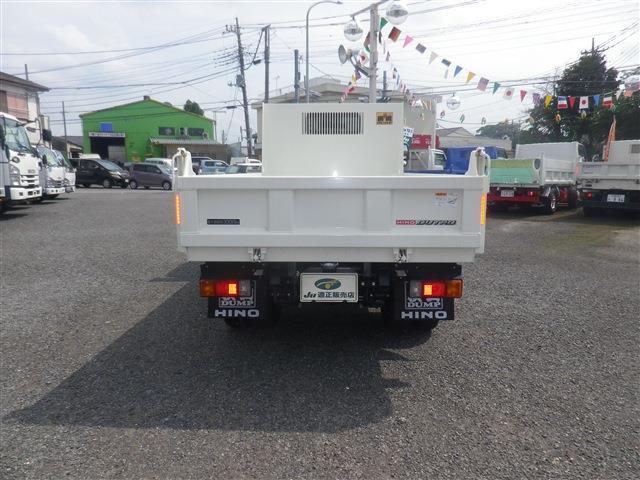 Hino Dutro 6