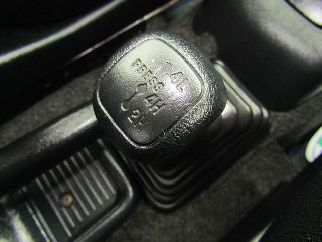 Mitsubishi Pajero Mini 11