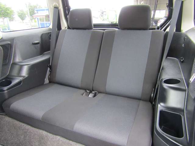 Mitsubishi Pajero Mini 7
