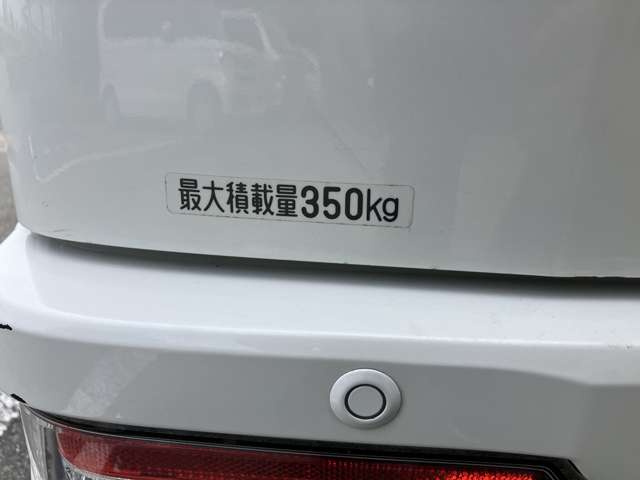Daihatsu Hijet Cargo 11