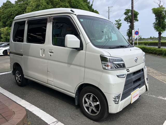 Daihatsu Hijet Cargo 7