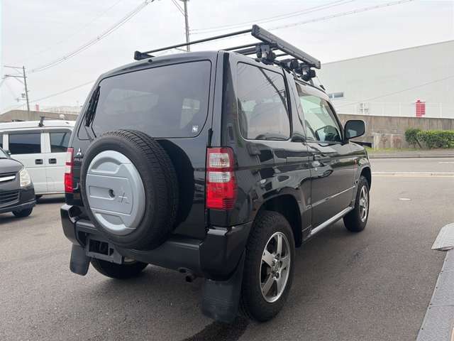 Mitsubishi Pajero Mini 8