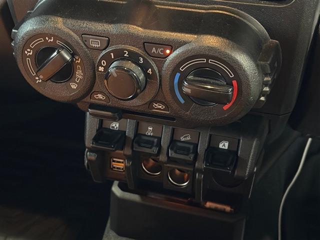 Suzuki Jimny 6