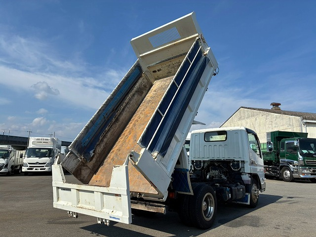 Mitsubishi Fuso Canter 9