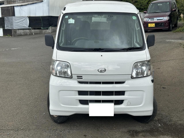 Daihatsu Hijet Cargo 2