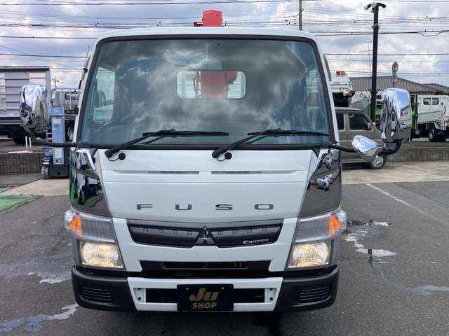 Mitsubishi Fuso Canter 7
