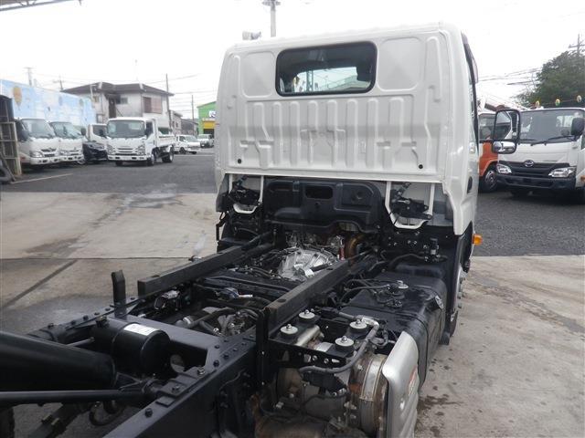 Hino Dutro 12