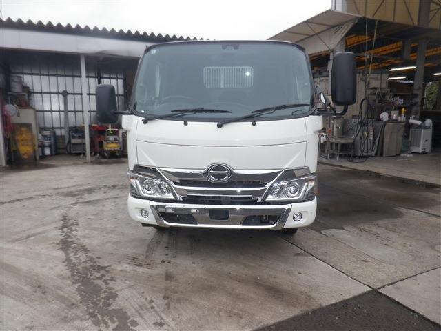 Hino Dutro 2