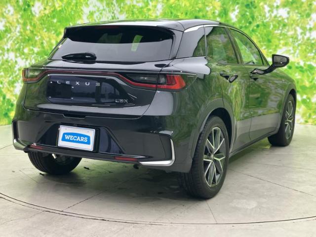 Lexus LBX 6