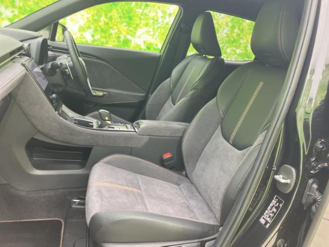 Lexus LBX 8