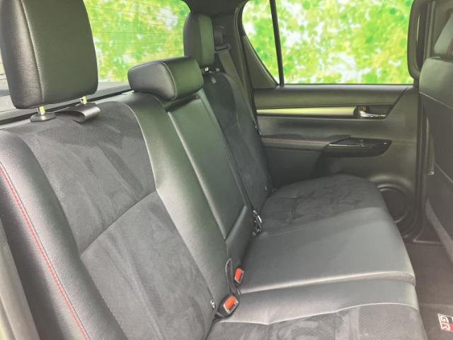 Toyota Hilux 7