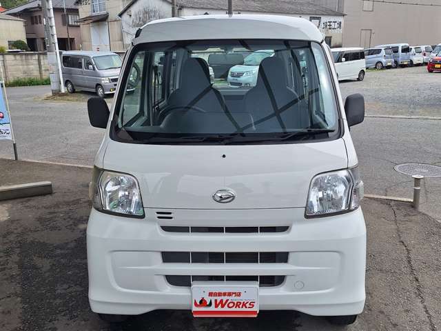 Daihatsu Hijet Cargo 3
