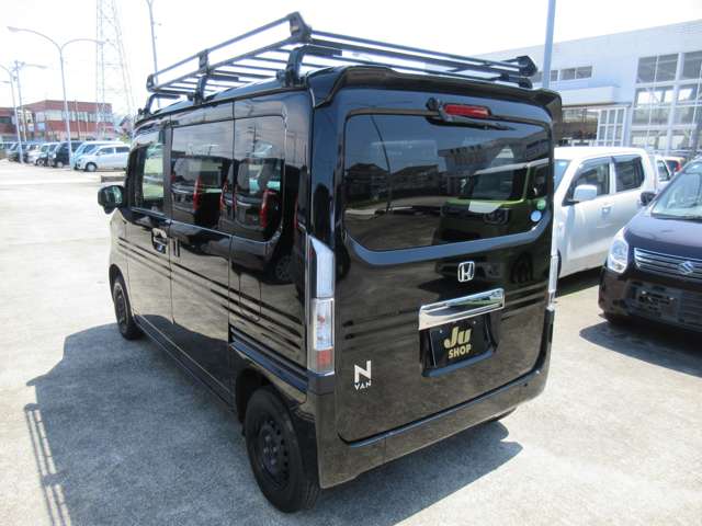 Honda N-VAN 8