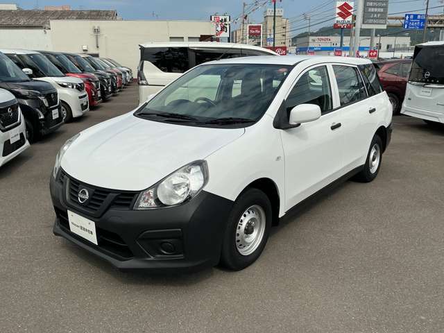 Nissan AD 8