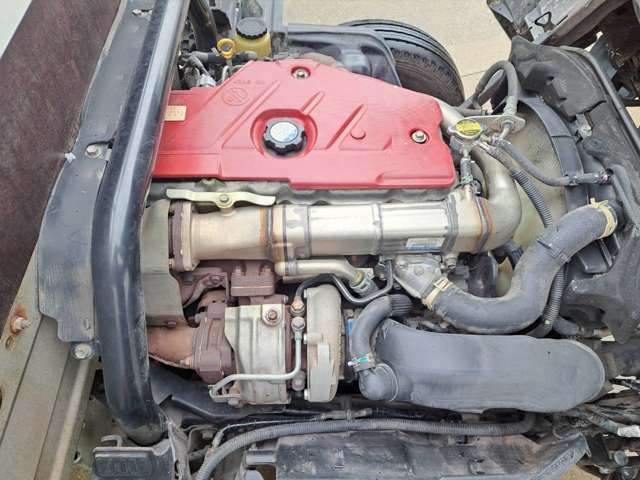 Hino Dutro 10