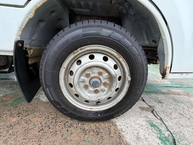 Mazda Bongo Truck 8