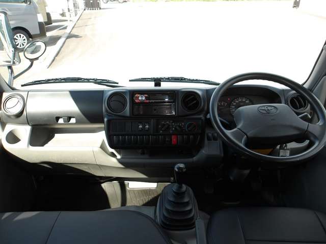 Toyota Toyoace 11