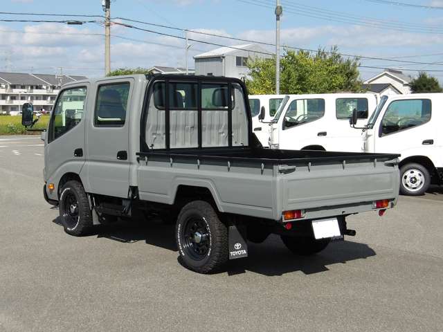 Toyota Toyoace 4