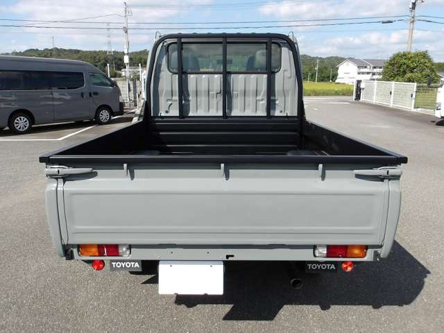 Toyota Toyoace 6