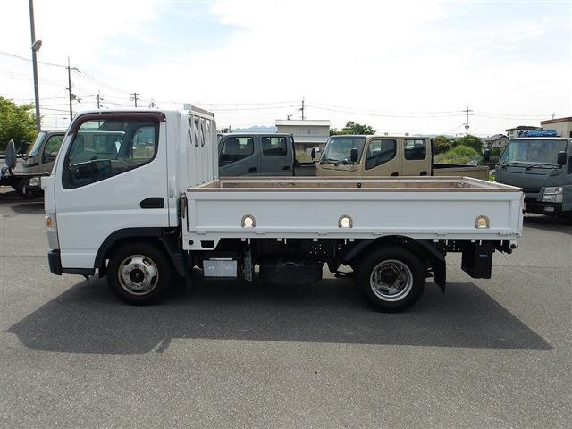 Mitsubishi Fuso Canter 9