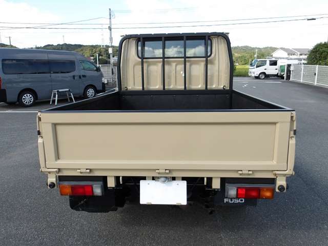 Mitsubishi Fuso Canter 6