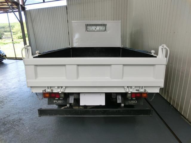 Mitsubishi Fuso Canter 6