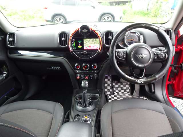 MINI Crossover 12