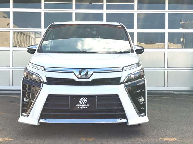 Toyota Voxy 9