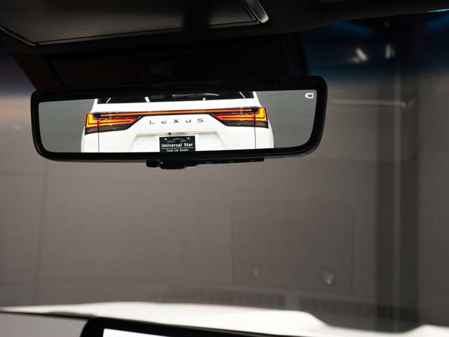 Lexus LX 7