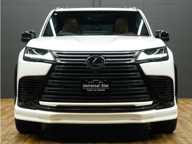 Lexus LX 10