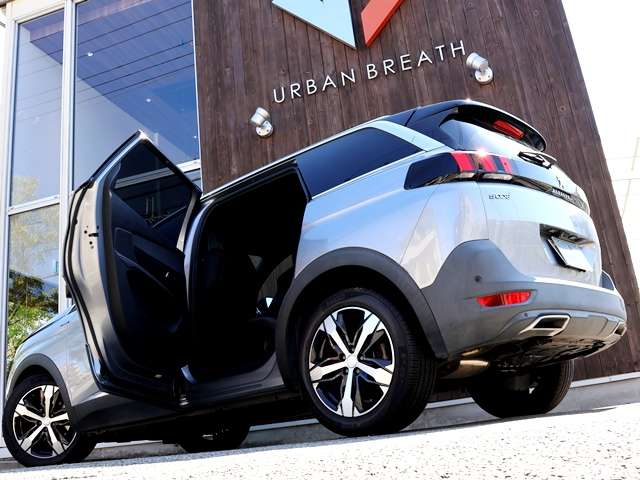 Peugeot 5008 9