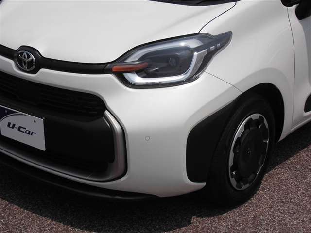 Toyota Sienta 7