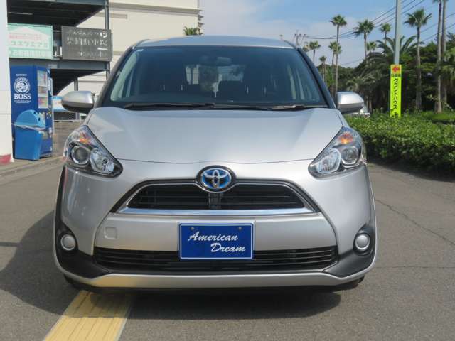 Toyota Sienta 6