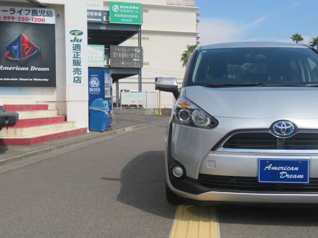 Toyota Sienta 8